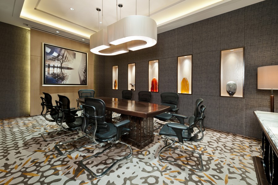 how-smart-lighting-makes-your-business-more-efficient
